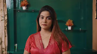 This is the Image of the Pyaari Budhon Mein Fass Gyi Episode 3 Web Series from WOOW OTT.